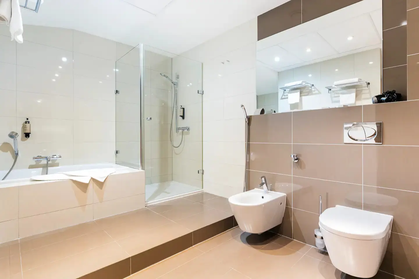 Roset Hotel & Residence — foto 30 z 48
